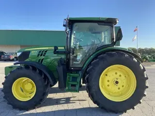 2015 John Deere 6125R