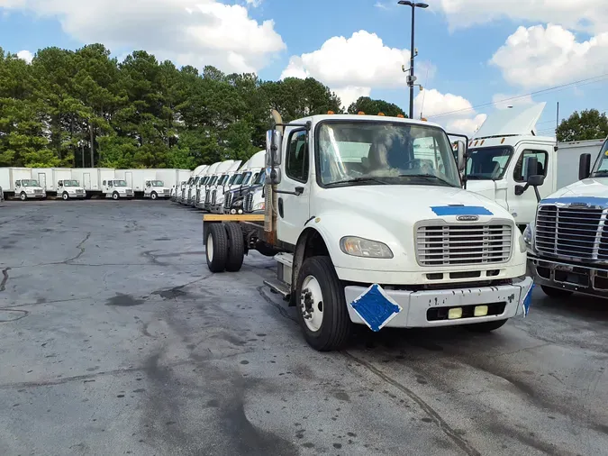 2015 FREIGHTLINER/MERCEDES M2 106a542fa6dbfbbe5b385781b6151ea5869