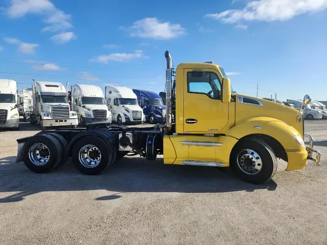 2016 KENWORTH T680