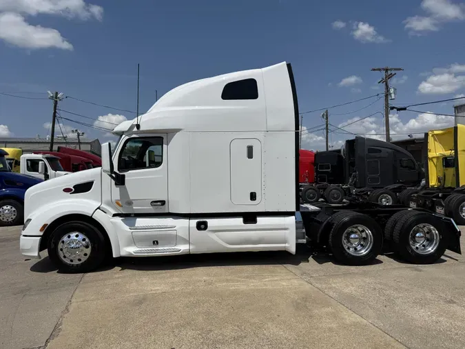 2022 Peterbilt 579