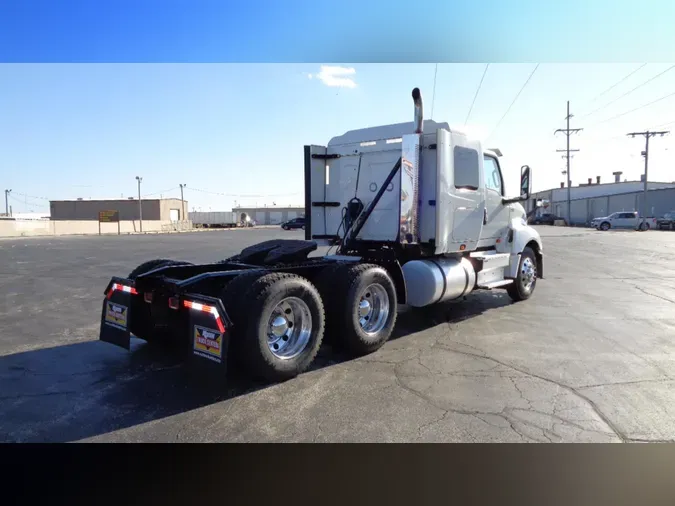 2021 International LT625