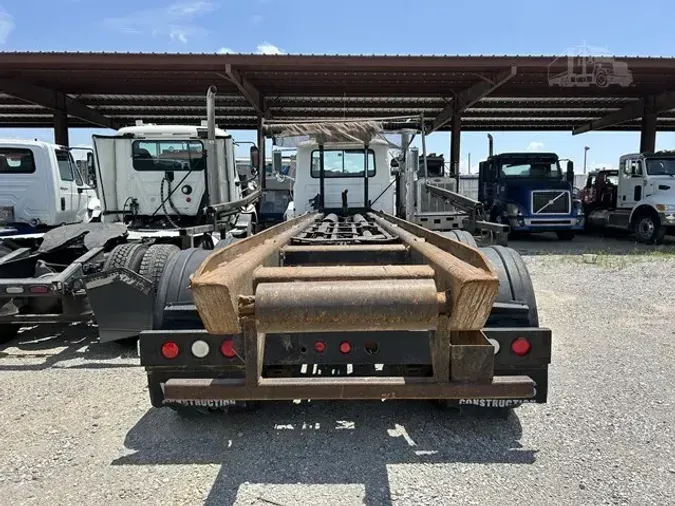 1992 MACK RD688S
