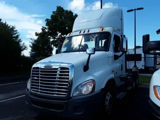 2017 FREIGHTLINER/MERCEDES CASCADIA 125