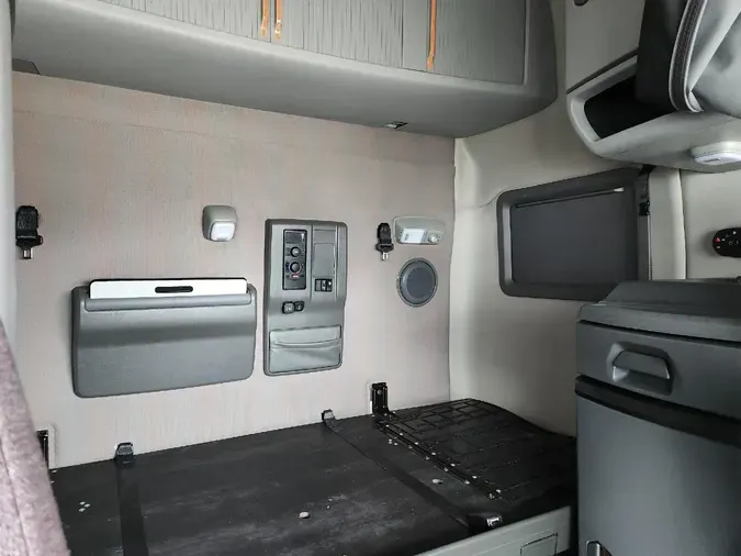 2021 VOLVO VNL64T740a54dd53cf51c4fc28c7d692a5d5110f4