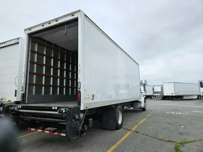 2014 FREIGHTLINER/MERCEDES M2 106