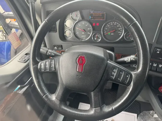 2022 Kenworth T680