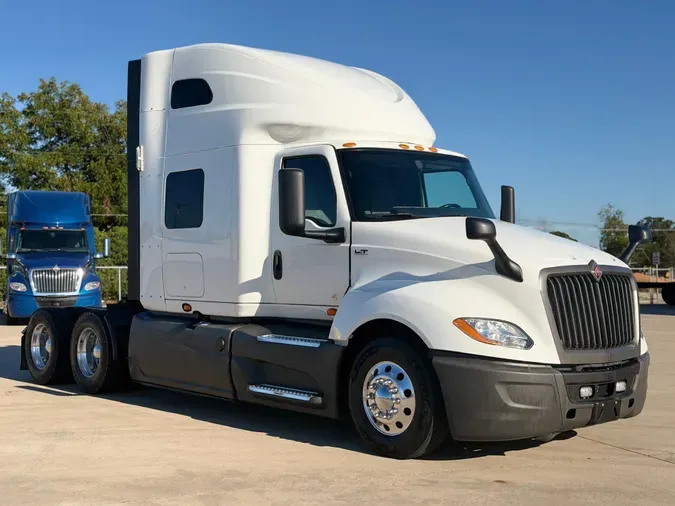 2022 International LT625a552d93d0b4801be85bf654357322b5b