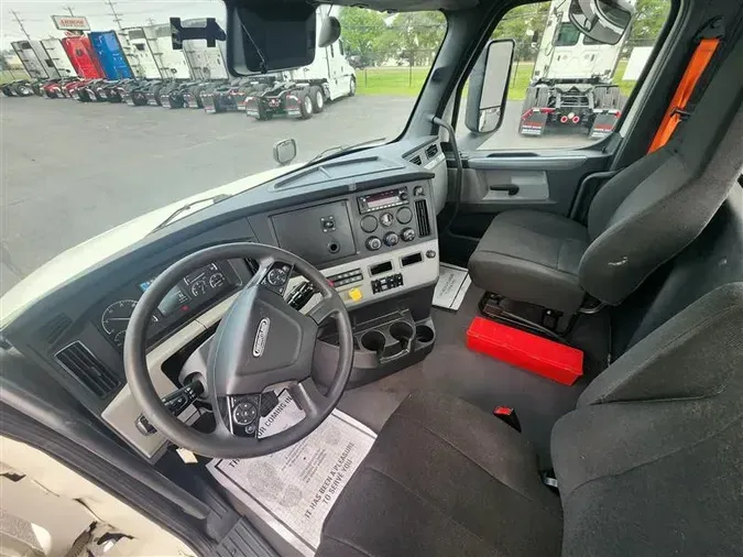 2022 FREIGHTLINER CA126a5532a5f8b3ee82ba4a043bc35b2f39f
