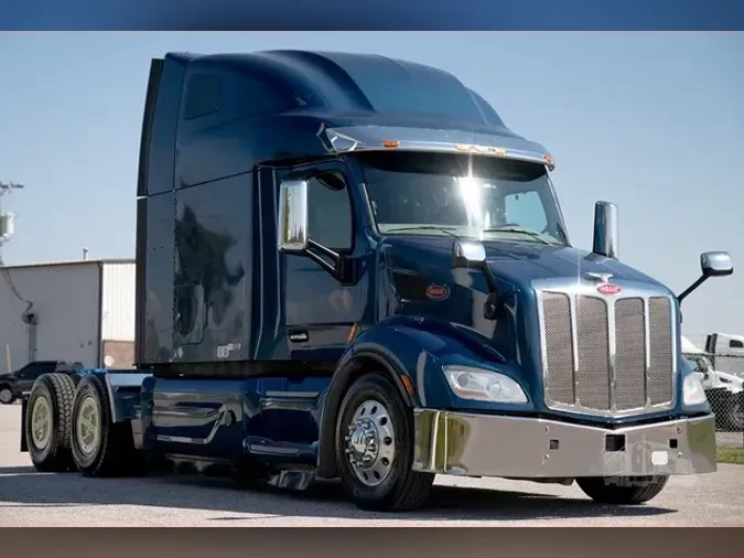 2020 PETERBILT 579