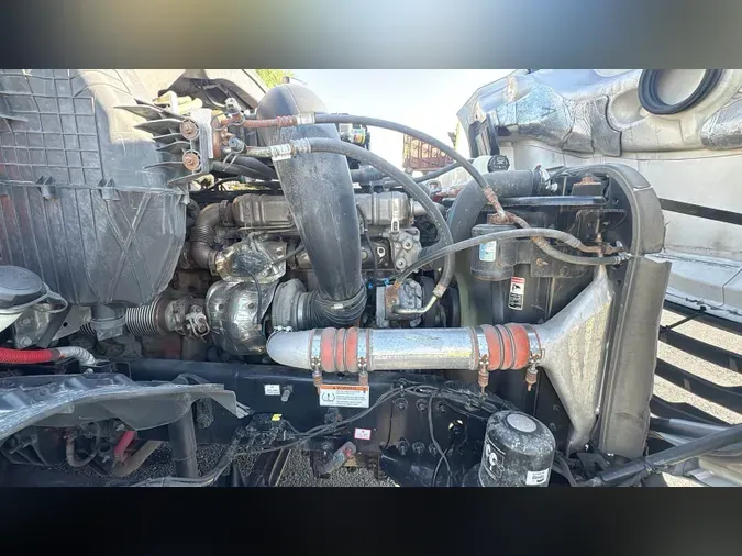2023 Freightliner Cascadia 126