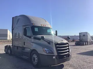 2020 Freightliner Cascadia