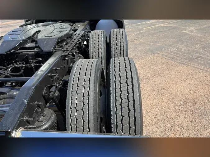 2022 INTERNATIONAL LT