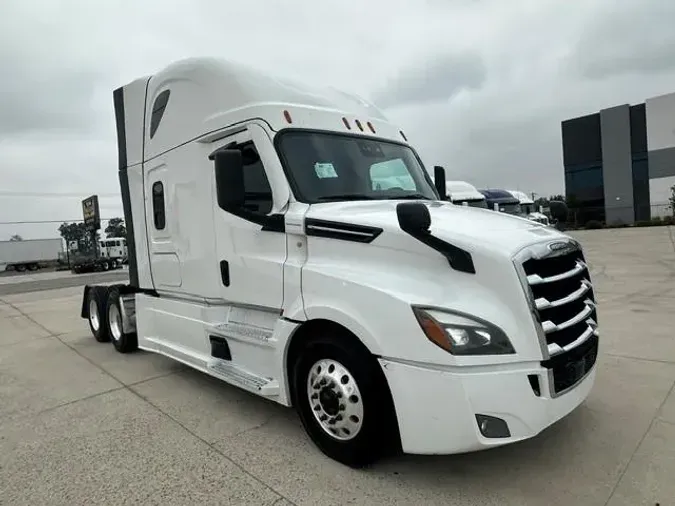 2021 Freightliner Cascadiaa55b0f1862625e7bf70b388d2ea535ac