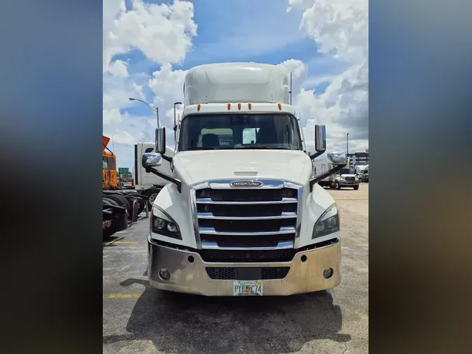 2020 FREIGHTLINER/MERCEDES NEW CASCADIA PX12664