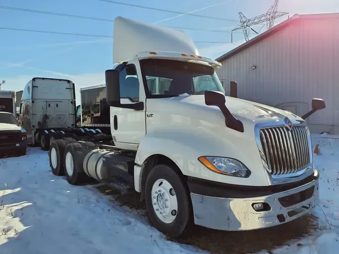 2019 NAVISTAR INTERNATIONAL LT625 DAYCAB T/A