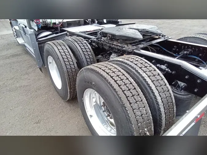 2022 Freightliner Cascadia 126a56416f0e3abbbf98e1227e9daa137b3