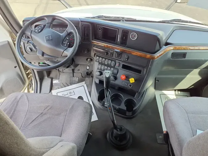 2019 NAVISTAR INTERNATIONAL LT625 SLPR CAB