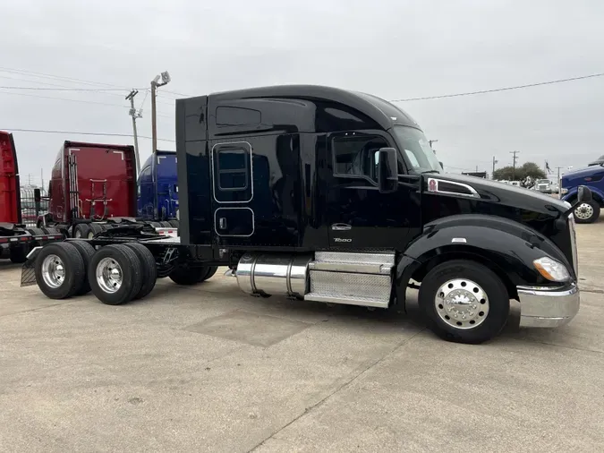 2022 Kenworth T680