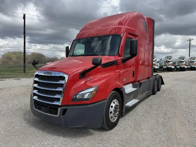 2022 Freightliner Cascadia