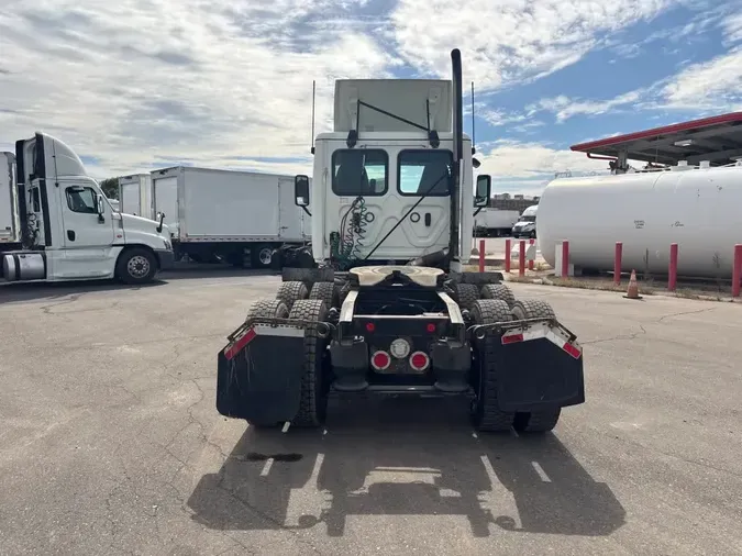 2020 FREIGHTLINER/MERCEDES CASCADIA 125