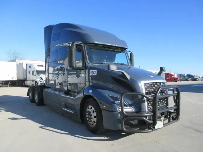 2024 VOLVO VNL64T760a57196978bdb2c67dab2beaadcafa41e