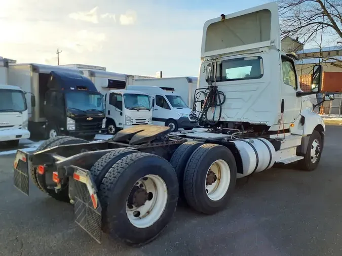 2019 NAVISTAR INTERNATIONAL LT625 DAYCAB T/Aa5728383ae1e849ef8748a5876a3393d