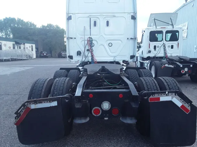 2019 FREIGHTLINER/MERCEDES CASCADIA 125