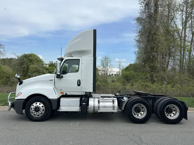 2023 International LT625