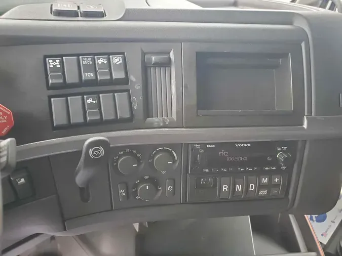 2024 VOLVO VNL64T760a578135e2f0e9e7fde47af5daf430b21