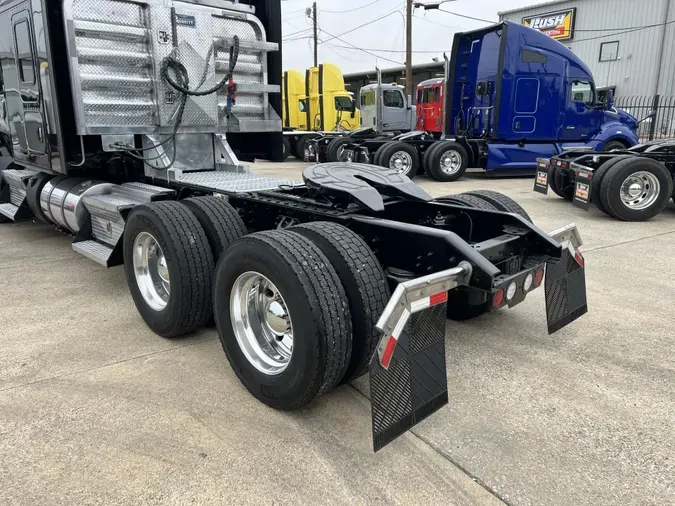 2022 Kenworth T680