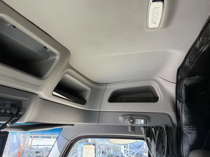 2018 Peterbilt 579