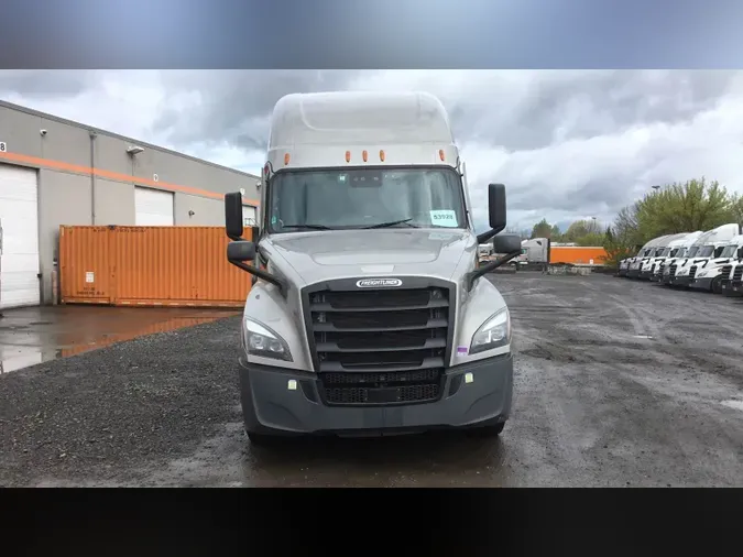 2023 Freightliner Cascadia 126