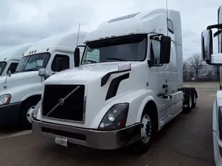 2016 Volvo VNL64T