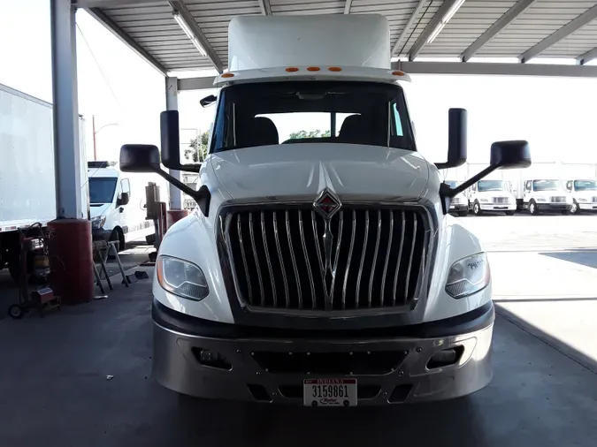 2018 NAVISTAR INTERNATIONAL LT625 DAYCAB T/A