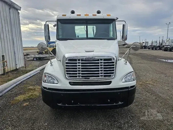 2007 FREIGHTLINER COLUMBIA 112