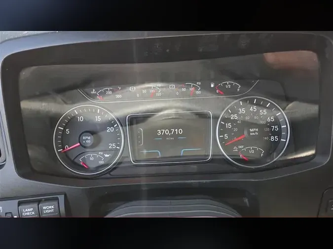 2022 INTERNATIONAL LT