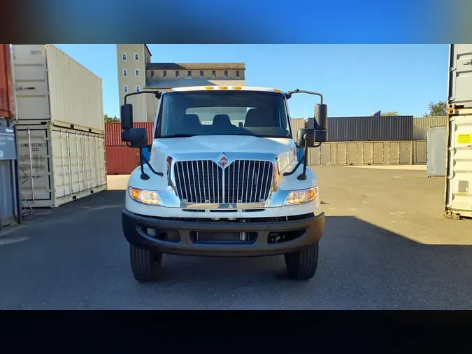 2020 NAVISTAR INTERNATIONAL MV607 (4X2)