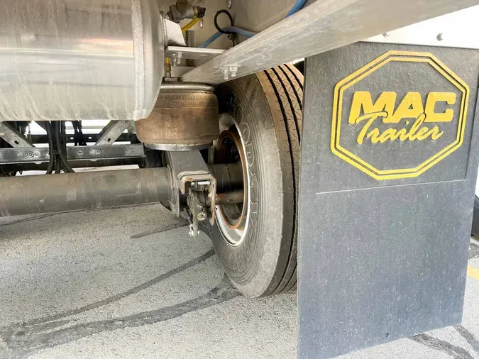 2026 MAC MOVING FLOOR