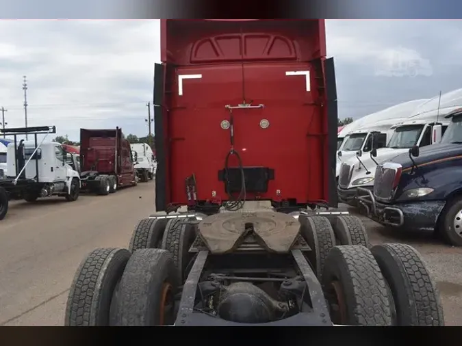 2015 PETERBILT 579