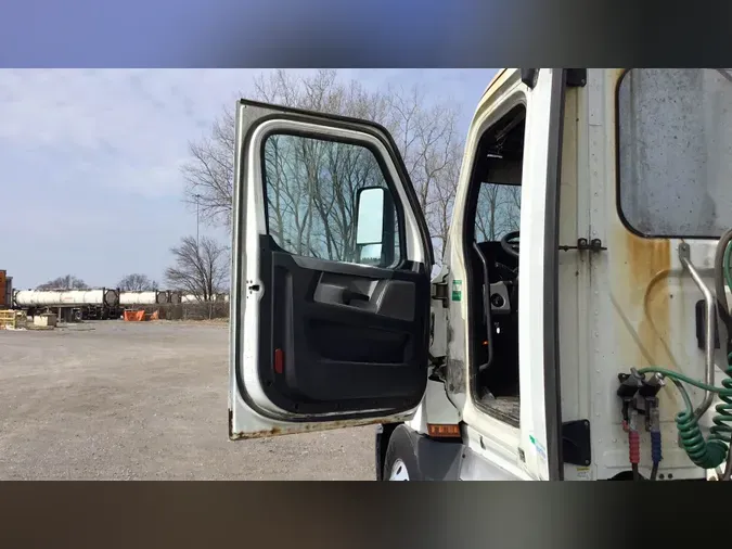 2020 Freightliner Cascadia 126a5a7bda2713a8f4e3cf9a7341cb3d892