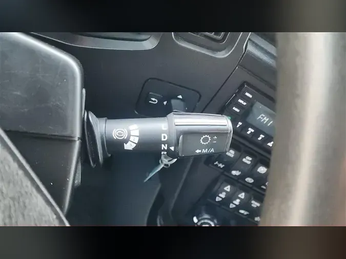 2020 INTERNATIONAL LT