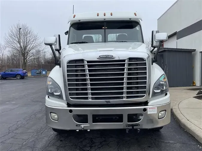 2018 FREIGHTLINER CASCADIA