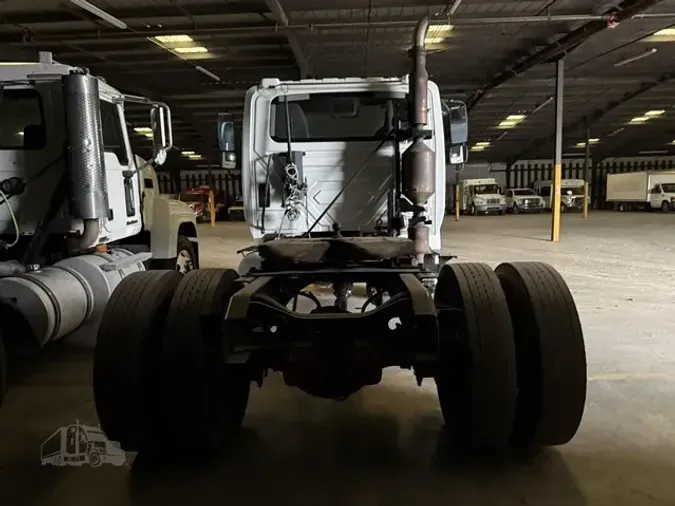 2012 INTERNATIONAL DURASTAR 4400