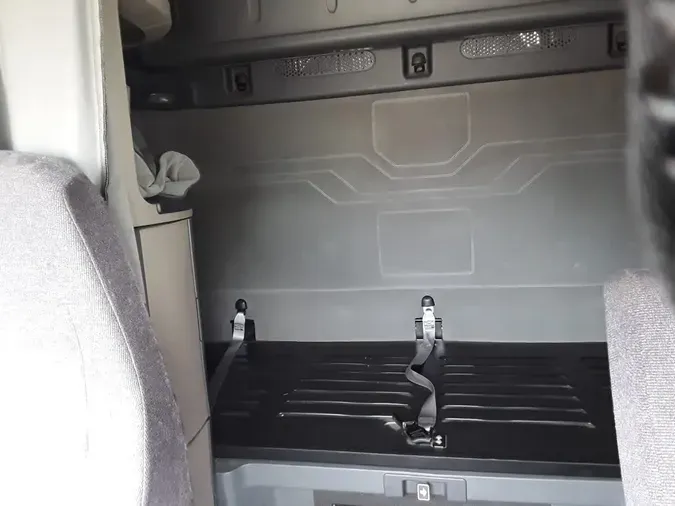 2018 FREIGHTLINER CASCADIA 125
