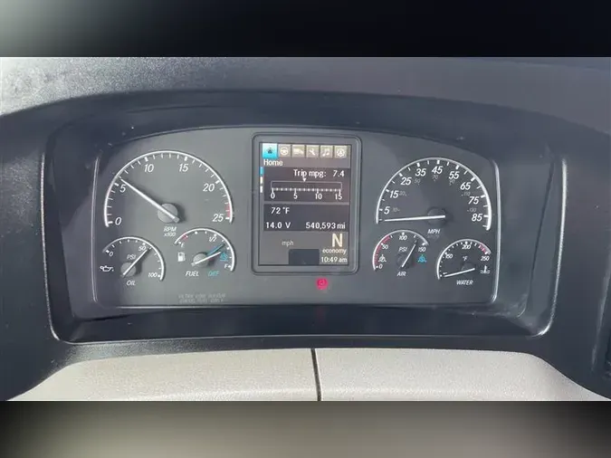 2020 FREIGHTLINER CA126