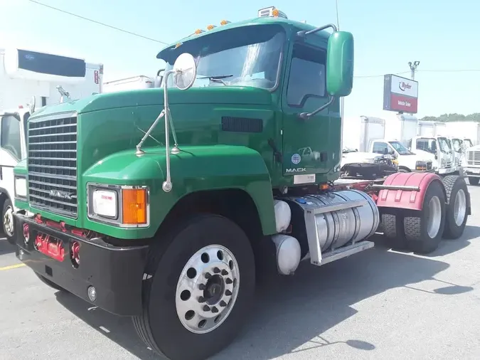 2018 MACK TRUCKS, INC. CHU613a5ae7c0154e3fee294ee132c86a7e152