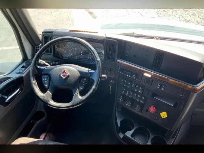 2021 INT LT625 6x4