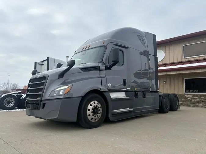 2021 Freightliner New Cascadia 126