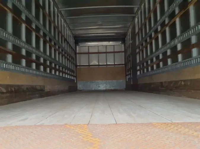 2019 FREIGHTLINER/MERCEDES M2 106