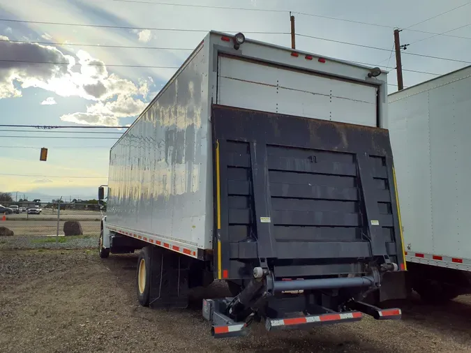 2020 FREIGHTLINER/MERCEDES M2 106